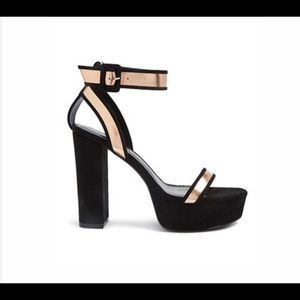 Size 7.5 brand new black heels